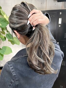 シェルヴ(XELVE) ハイライト/ヘアアレンジ