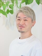 ルームスヘアー カラーベース(Rooms Hair Color Base) 神吉 英星