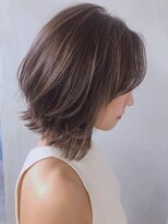 ノク(nok)&nbsp;くびれボブグレージュ_マニッシュショートネイビーカラー