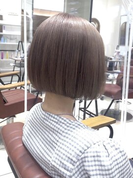 クアトログランシュ ひたちなか店(QUATRO×GranCieux) インナーカラー×ミルクティーベージュ