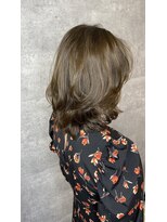 ジェームス(Jyym's)&nbsp;抜け感と色っぽさが一気に溢れ出る“モテる”ヘアスタイル