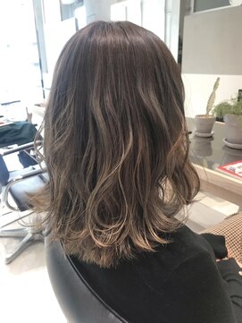 ガリカ(Gallica kinshicho) グラデーションカラー/インナーカラー/ゆるふわこなれ感<錦糸町>