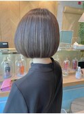 lond fleur 小泉　パツっとミニボブヘア