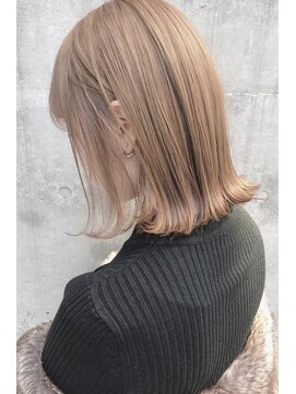 ペレ 栄店(PELE) ロイヤルミルクティベージュ