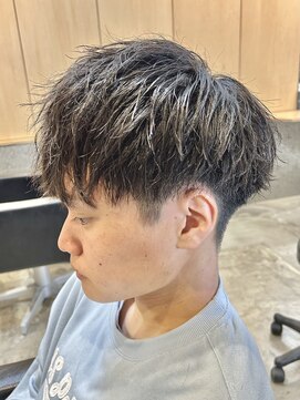 ニアウ 伊勢崎連取店(Niau) メンズマッシュパーマツイストスパイラルパーマ波巻きパーマ