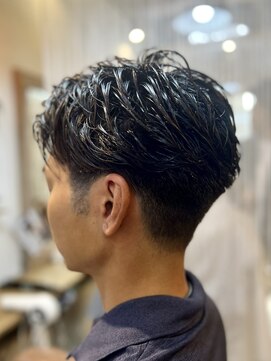 クオリア(QUALIA) 刈り上げベリーショート