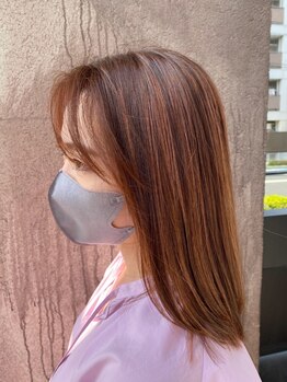 ロンド(Le Rond)の写真/大人女性のお悩みに寄り添い髪と頭皮に優しいグレイカラー◎自然な仕上がりの"白髪ぼかし"も！！