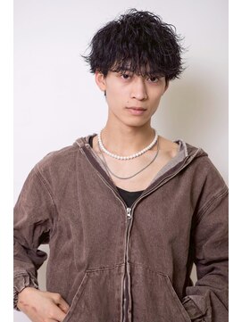 ルフュージュ バイ プロデュース 相模大野店(Refuge by Produce) メンズパーマ