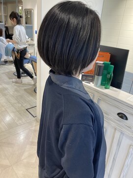 シェノン 赤羽店(CHAINON) 髪質改善トリートメントイルミナアースカラー丸みショートボブ