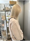 ミルクベージュ