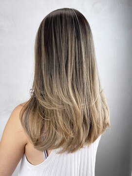 アルバム 銀座(ALBUM GINZA) ロング美髪韓国ヘア顔周りレイヤー_ba479033