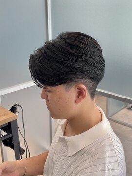 ジーナ 天神(Zina) 【Zina】メンズ/韓国/センターパート/縮毛矯正/福岡/天神/大名