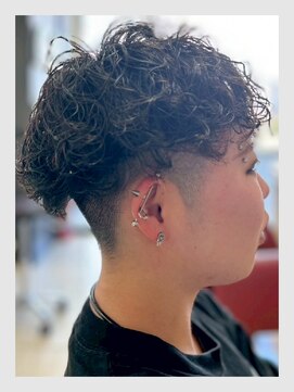 クリアオム 春日部(CLEAR homme) メンズ おしゃれな大人のツイストスパイラルパーマ ツーブロック