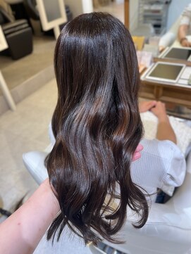 スペックホルダーミミ(Spec Holder mimi) くびれヘアブラウン×イルミナカラー8.30