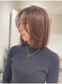 ハイライト白髪ぼかしダブルカラーインナーカラーショートボブ