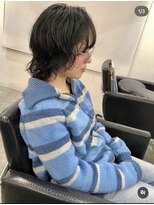 イマ(ima)&nbsp;くせ毛を活かしたミディアムウルフ