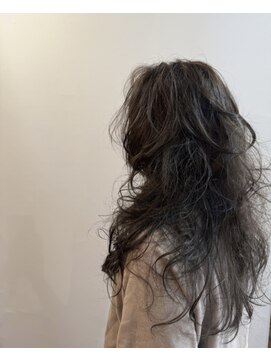 ピュアソウル(Pure Soul) カットで髪は変わる！しなやかロングレイヤー