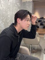 アイヘアー(Ay hair)&nbsp;襟足を残したシースルーセンターパート