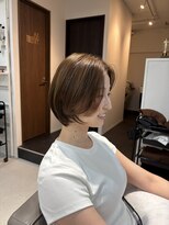 ベラルーチェ(Bella Luce) 大人女性ショートボブ