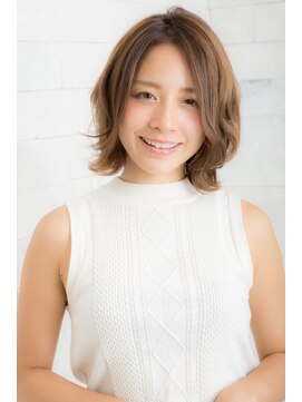 フォーレストガーデン(4-rest garden) 【4-rest garden】　ミディアムレイヤー　外ハネスタイル