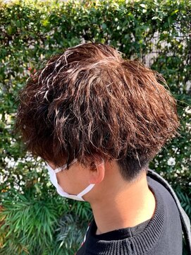 リコ(liko) 【liko 店長 須田】大流行！ツイスパ(ツイストスパイラルパーマ)