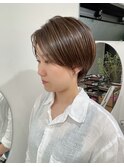 ショートボブ/マロンベージュ/Aライン/かきあげ/前髪［銀座駅］