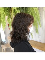 アクセヘアー 町田(acce hair)&nbsp;ミディアムレングスしっかりウェーブパーマ