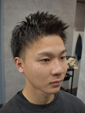 バーバーハウス ラヴィ(Barber House Lavie) ツーブロショート