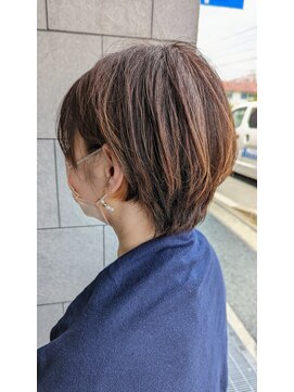 ソラーナ(SOLANA) すっきり耳かけアレンジ！ショートボブヘア