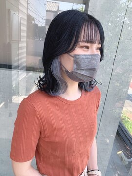 if 外ハネボブ×インナーカラー×ホワイトシルバー