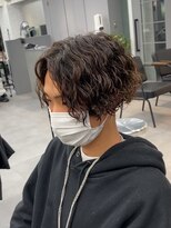 オーバルバイアピッシュ(OVARL by apish) 波巻きツイストパーマ/ツーブロック/センターパート/こなれヘア