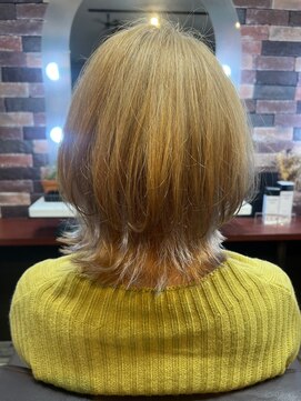 ヘアー リードレス(hair Re:dress) くびれシルエット大人可愛いボブハイトーンブリーチ外ハネ