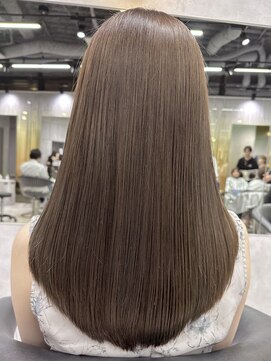 シティ(CITY) 髪質改善トリートメント×シアーベージュカラー　【CHICA】