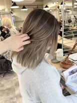 レディアル 大宮(REDEAL ope.) ベージュハイライトバレイヤージュ