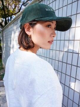 ノラ ウメダ(NORA UMEDA) 【NORA UMEDA 高木】キャップとに合わせたボブとハイライト