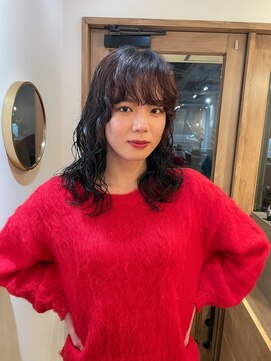 ルアウハク 梅田(LUAU Haku) ・layer nuance medium perm・【Haku/梅田/タクノ】