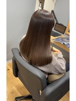 スリーク バイ ロイ 円町本店(sleek by roy)&nbsp;少し明るめのアッシュベージュ。