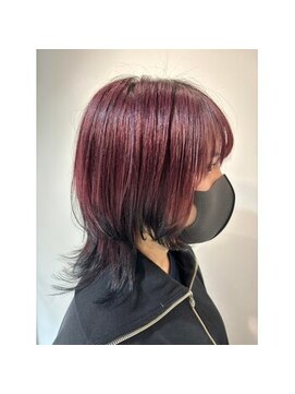 アトリア 横浜(Atria) ウルフカット&テールカラー