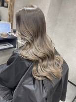 サニー 渋谷(SUNNY) バレイヤージュ、ハイライト、レイヤーロング、グレーベージュ