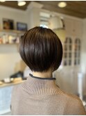ショートボブ