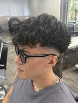 ニコ トウキョウ ロジック(nico TOKYO Logic)&nbsp;スペインカール/スキンフェード/フェードカット/メンズ