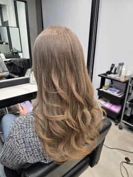 パヌポン(PANUPON) ミルクティーハイライトケアブリーチバレイヤージュダブルカラー