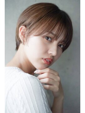 カライングドゥ(ing deux) 大人可愛い20代30代40代黒髪前下がりショートボブ丸みショート◎