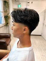 タヒエメンズ 谷町(tahie Men’s)&nbsp;センターパート×ニュアンスパーマ