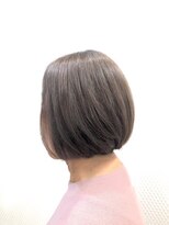 クオリス 上福岡店(QUALIS)&nbsp;大人オリーブアッシュ/くすみカラー/小顔ミニボブ/30代40代50代