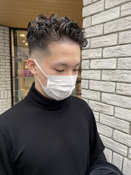 パーク(PAAQ) paaq木村ミディアムフェード・パーマスタイル