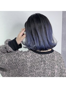 リベルテ 新宿(Liberte) ブルーバレイヤージュ