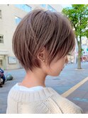 似合わせカット 小顔ショートボブ 丸みショート グレーベージュ