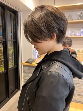 ロット 横浜(lot) ハンサムショート/くびれヘア/ダブルカラー[横浜駅]
