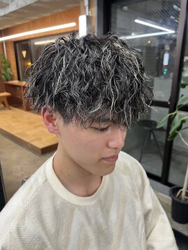 ロンド ローガン 名駅(Lond LOGAN) ツイストスパイラル　ホワイトメッシュ